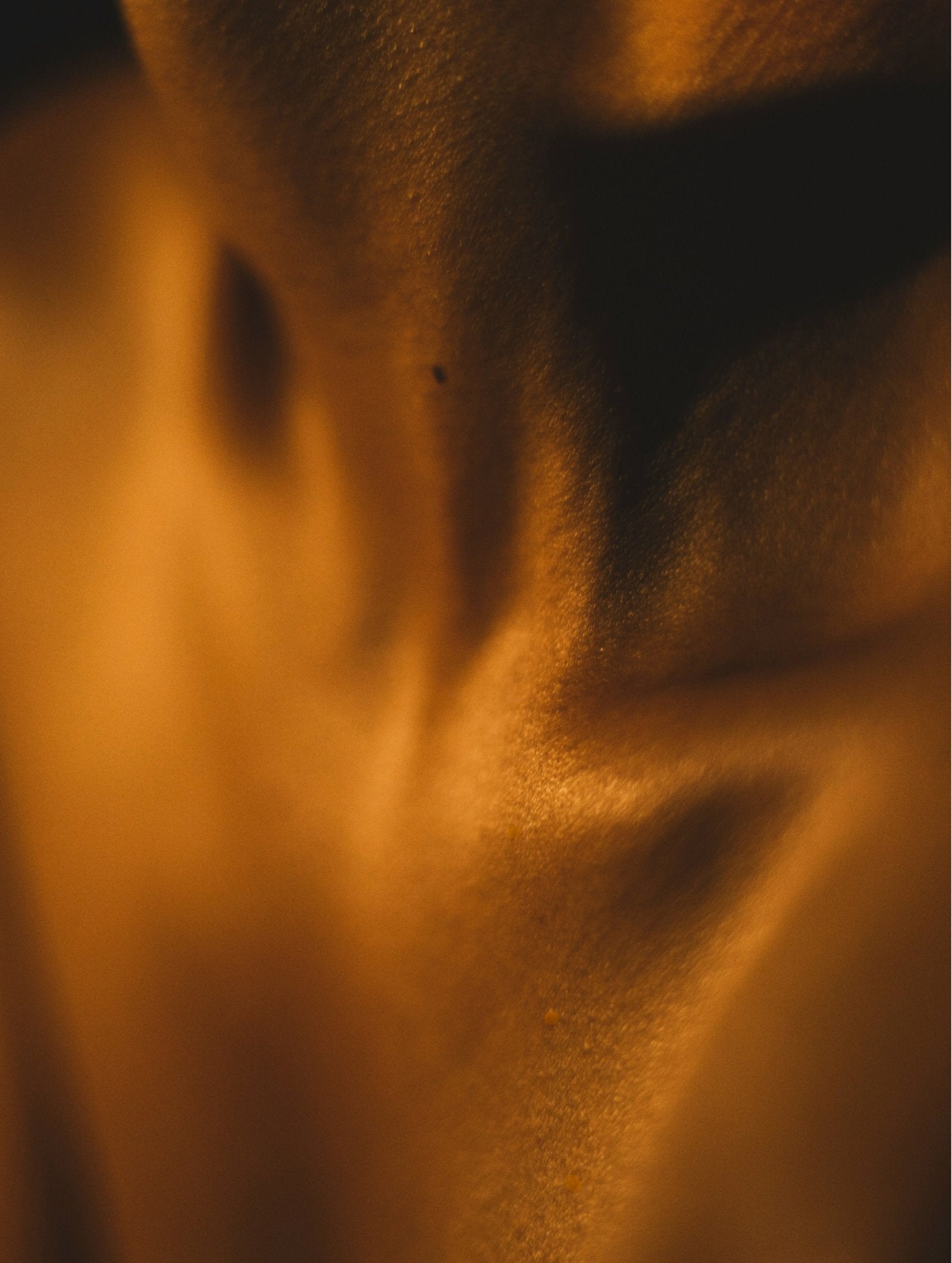 Omega 6-9 Glowing Skin Body Oil texture