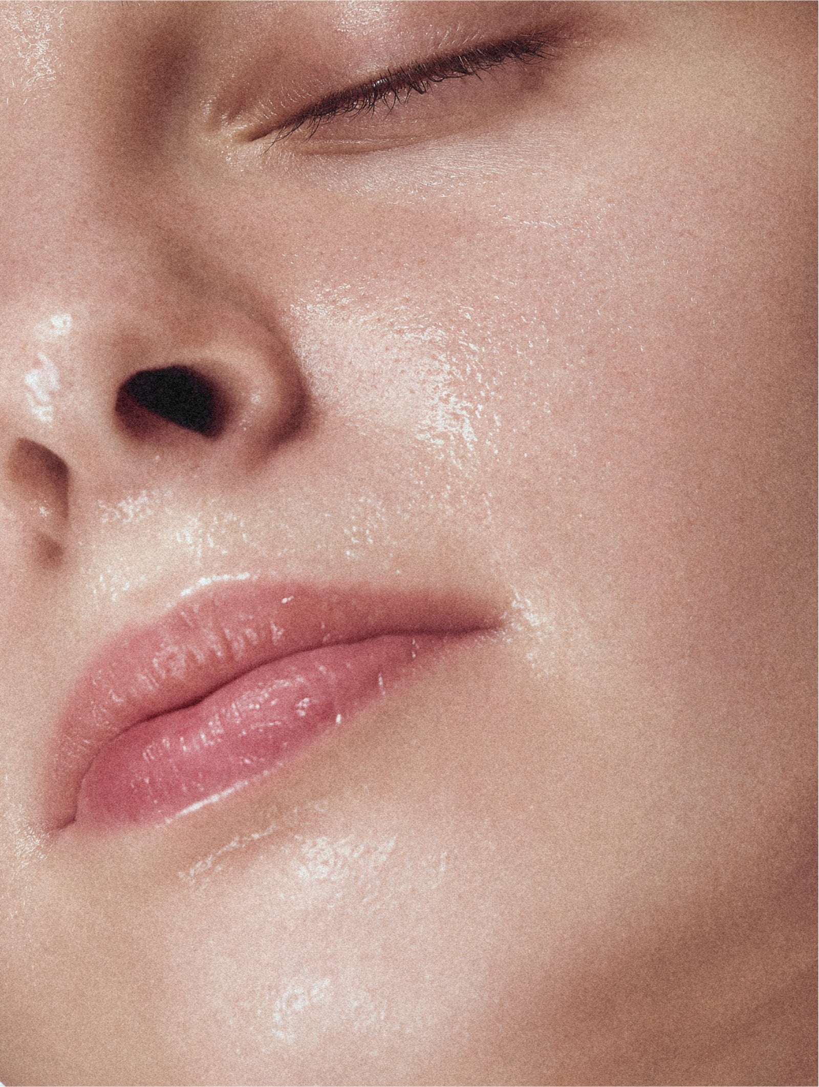 Glycolic Acid Exfoliating Toner texture